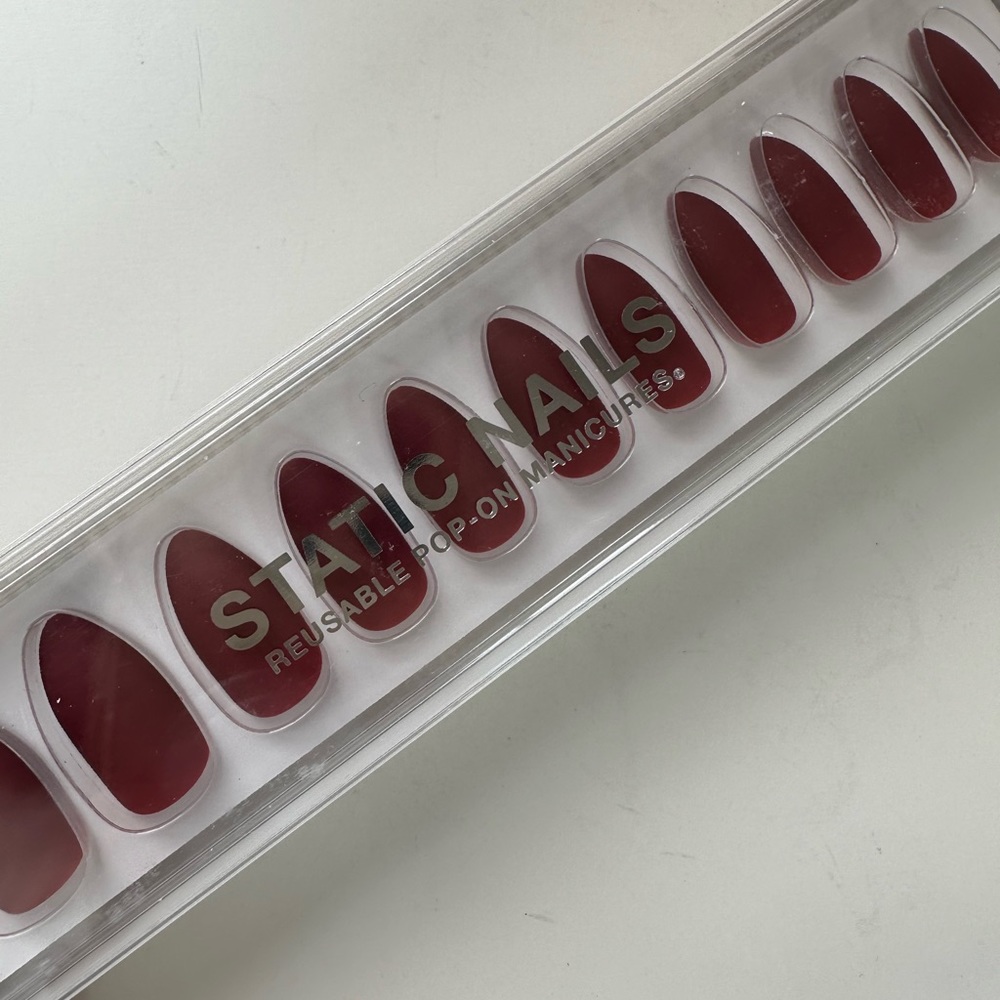 Static Nails Thorns and Roses Almond Shape